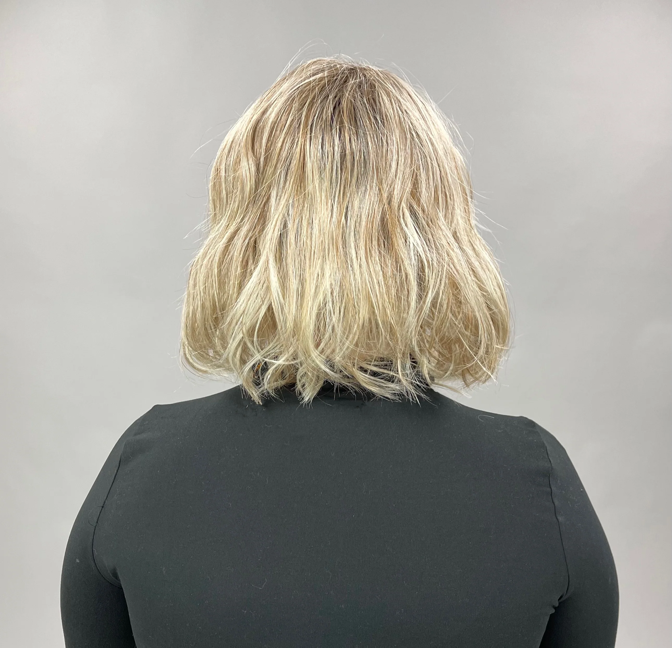 SALE!! "Cubana" (Butterbeer Blonde) Luxury Wig - Image 4